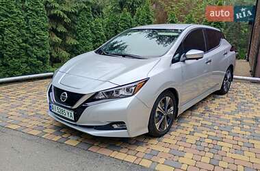 Хэтчбек Nissan Leaf 2019 в Киеве