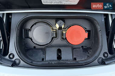 Хетчбек Nissan Leaf 2019 в 
