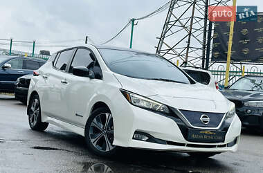 Хетчбек Nissan Leaf 2018 в 