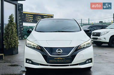 Хетчбек Nissan Leaf 2018 в 