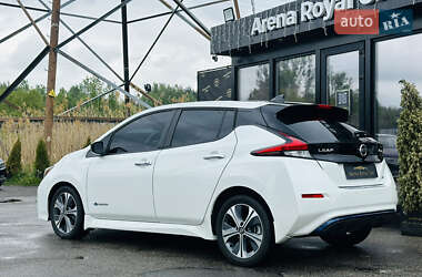 Хетчбек Nissan Leaf 2018 в 