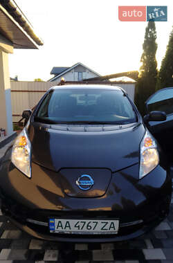 Хетчбек Nissan Leaf 2015 в Вишгороді