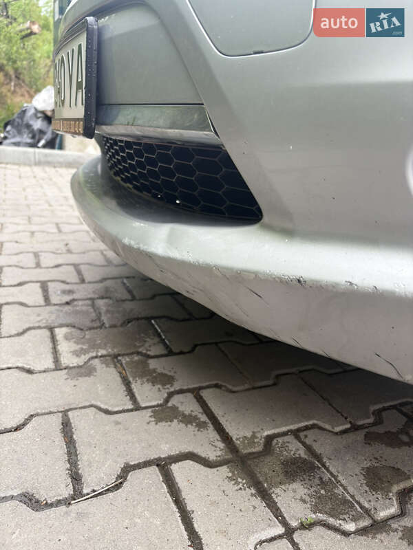 Хетчбек Nissan Leaf 2011 в Львові