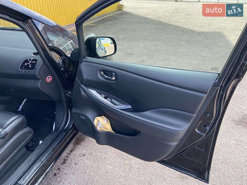 Хэтчбек Nissan Leaf 2014 в Житомире фото 6 Хэтчбек Nissan Leaf 2014 в Житомире