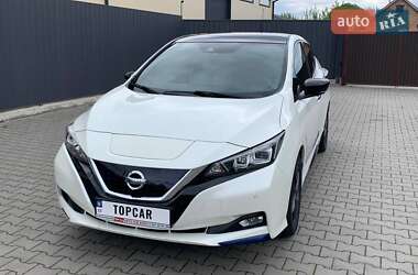 Хетчбек Nissan Leaf 2018 в 