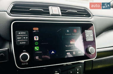 Хэтчбек Nissan Leaf 2020 в 