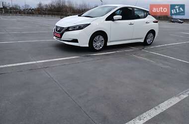 Хетчбек Nissan Leaf 2021 в 