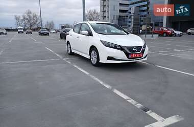 Хетчбек Nissan Leaf 2021 в 