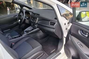 Хетчбек Nissan Leaf 2021 в 