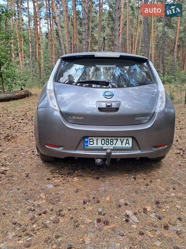 Хэтчбек Nissan Leaf 2014 в Полтаве