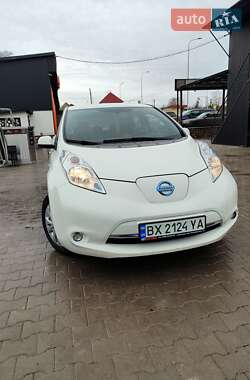 Хетчбек Nissan Leaf 2017 в Волочиську