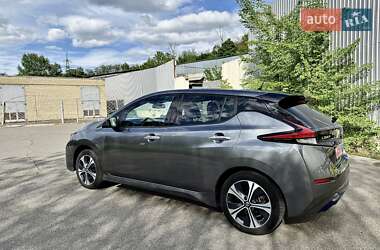 Хетчбек Nissan Leaf 2019 в 