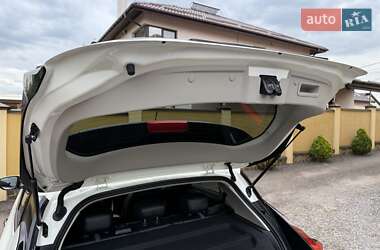 Хэтчбек Nissan Leaf 2020 в 