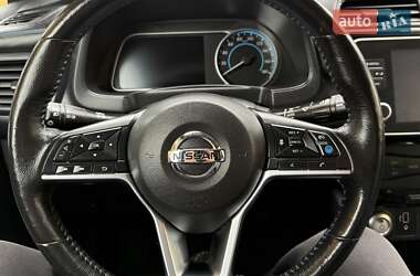 Хетчбек Nissan Leaf 2020 в 