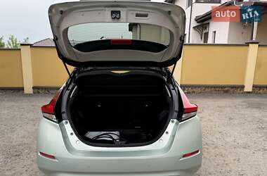 Хетчбек Nissan Leaf 2020 в 