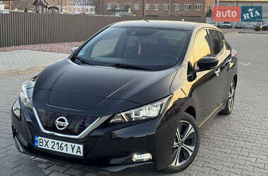 Хэтчбек Nissan Leaf 2021 в Хмельницком