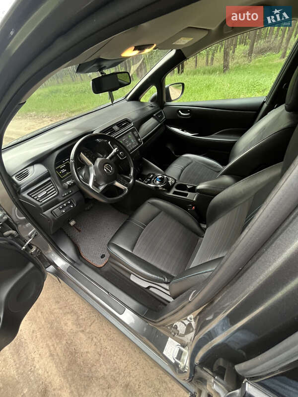 Хетчбек Nissan Leaf 2019 в Бердичеві
