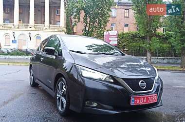 Хетчбек Nissan Leaf 2019 в Миколаєві