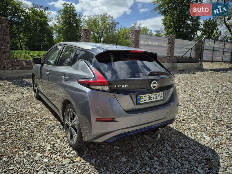 Хетчбек Nissan Leaf 2018 в Львові