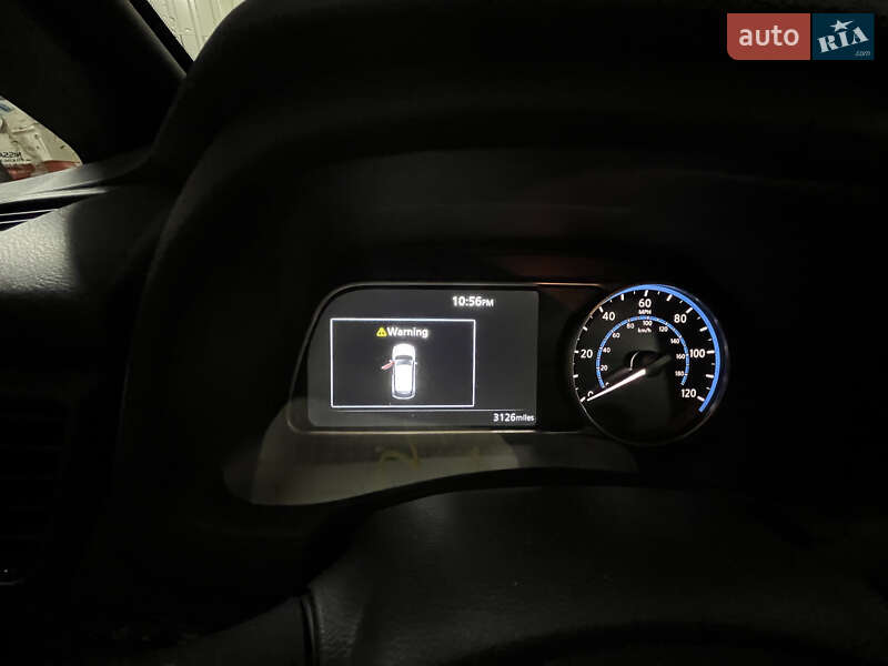 Хэтчбек Nissan Leaf 2023 в Одессе
