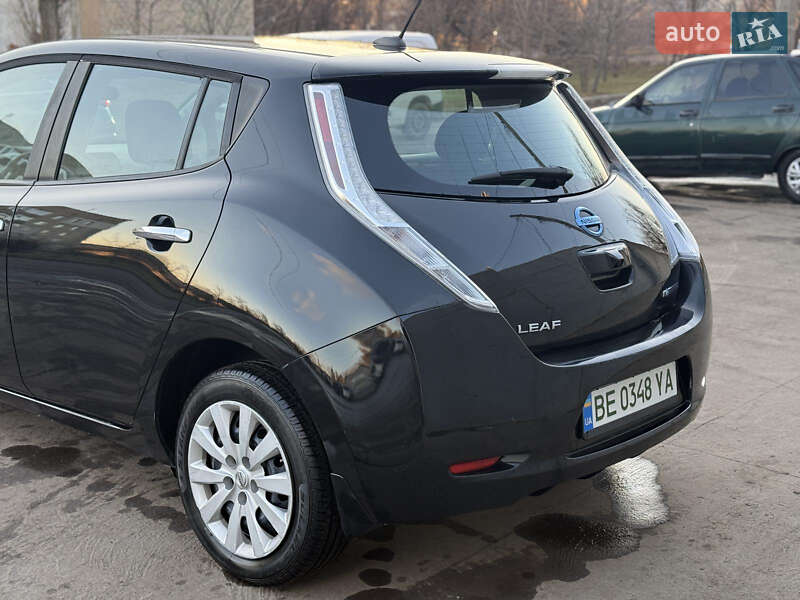 Хэтчбек Nissan Leaf 2014 в Вознесенске