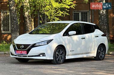 Хетчбек Nissan Leaf 2018 в Хмельницькому