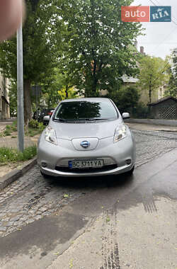 Хетчбек Nissan Leaf 2014 в Львові
