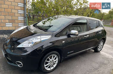 Хетчбек Nissan Leaf 2013 в Володимирі