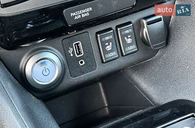Хетчбек Nissan Leaf 2020 в 