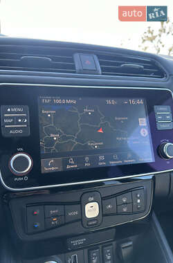 Хетчбек Nissan Leaf 2020 в 