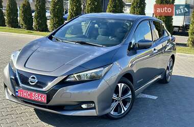 Хэтчбек Nissan Leaf 2020 в Киеве