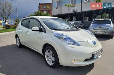Хэтчбек Nissan Leaf 2012 в Виннице