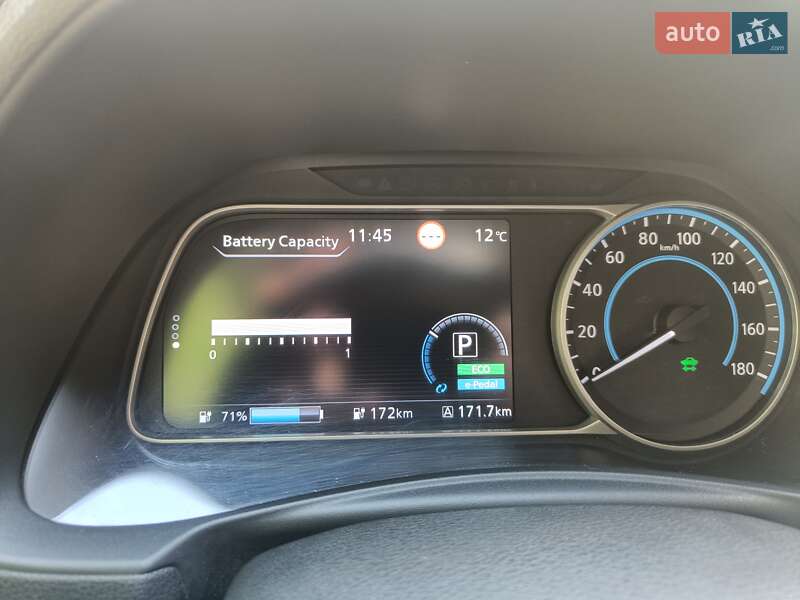 Хетчбек Nissan Leaf 2018 в Харкові