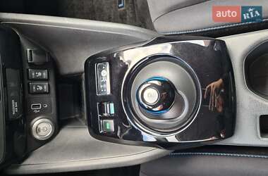 Хетчбек Nissan Leaf 2020 в 