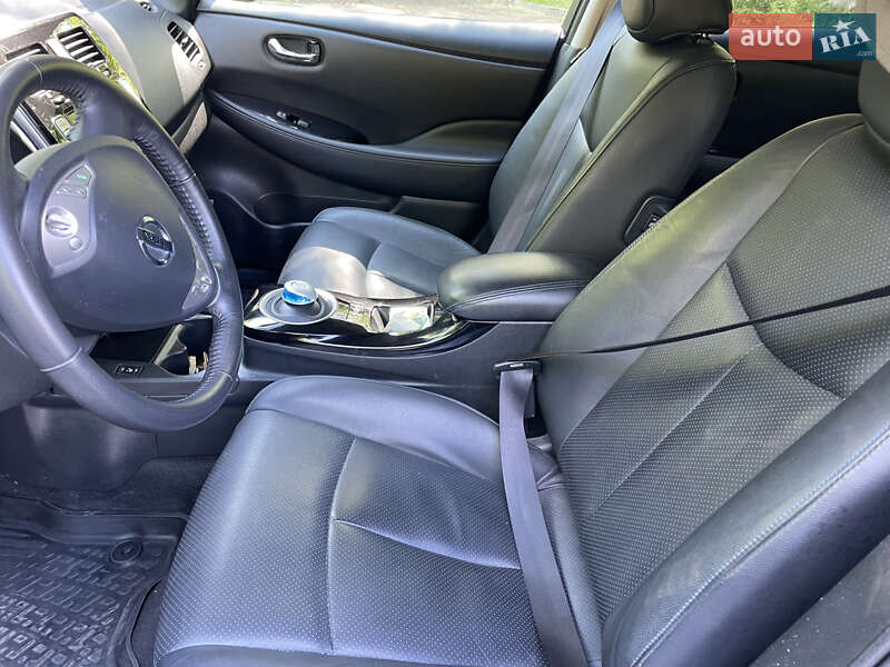 Хэтчбек Nissan Leaf 2017 в Трускавце