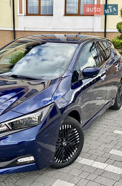 Хетчбек Nissan Leaf 2022 в 
