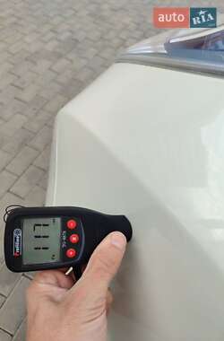 Хетчбек Nissan Leaf 2012 в 