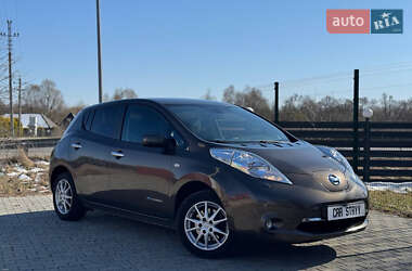 Хетчбек Nissan Leaf 2017 в 