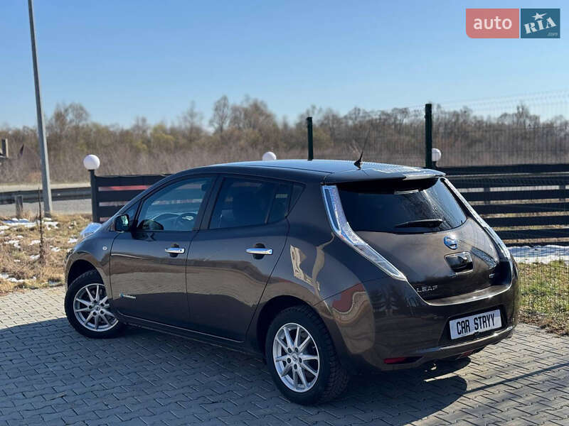 Хэтчбек Nissan Leaf 2017 в Стрые