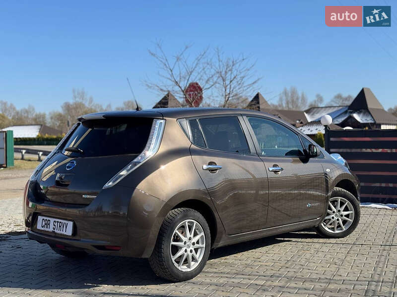 Хэтчбек Nissan Leaf 2017 в Стрые