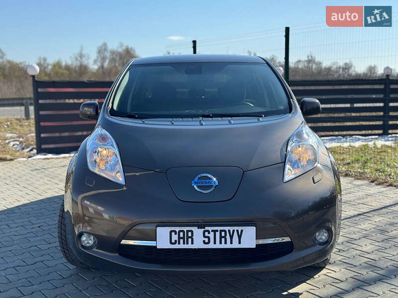 Хэтчбек Nissan Leaf 2017 в Стрые