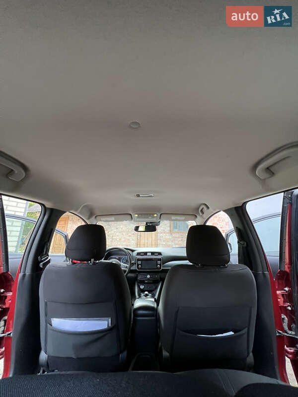 Хэтчбек Nissan Leaf 2018 в Тернополе