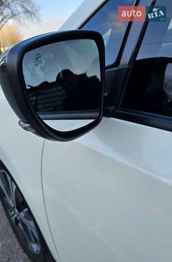Хэтчбек Nissan Leaf 2018 в 
