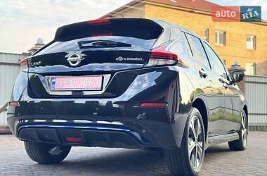 Хетчбек Nissan Leaf 2019 в 