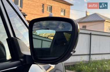 Хетчбек Nissan Leaf 2019 в 