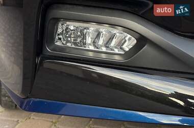 Хетчбек Nissan Leaf 2019 в 