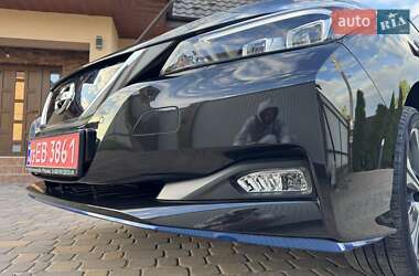 Хетчбек Nissan Leaf 2019 в 