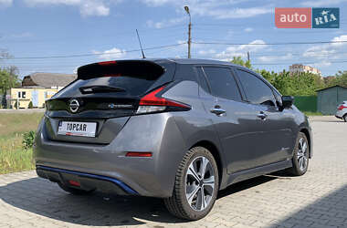 Хэтчбек Nissan Leaf 2019 в 