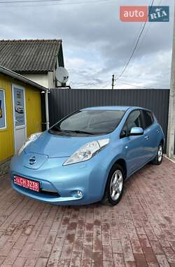 Хэтчбек Nissan Leaf 2015 в Бережанах