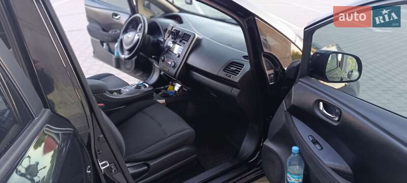Хетчбек Nissan Leaf 2015 в Тернополі